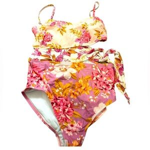 Women’s 1 piece size large swimsuit